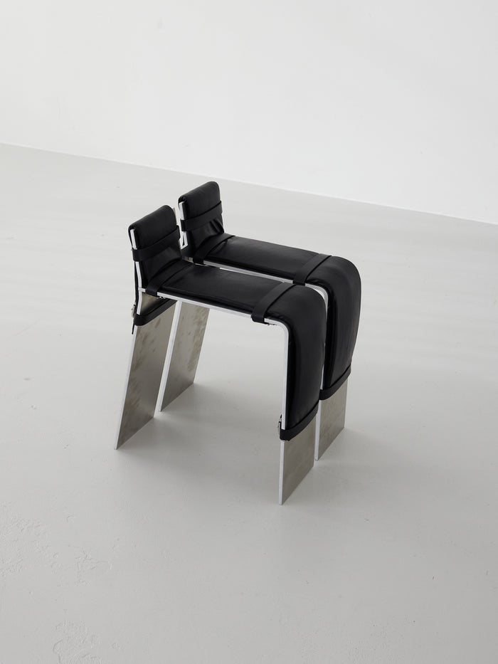 APPOSITION CHAIR