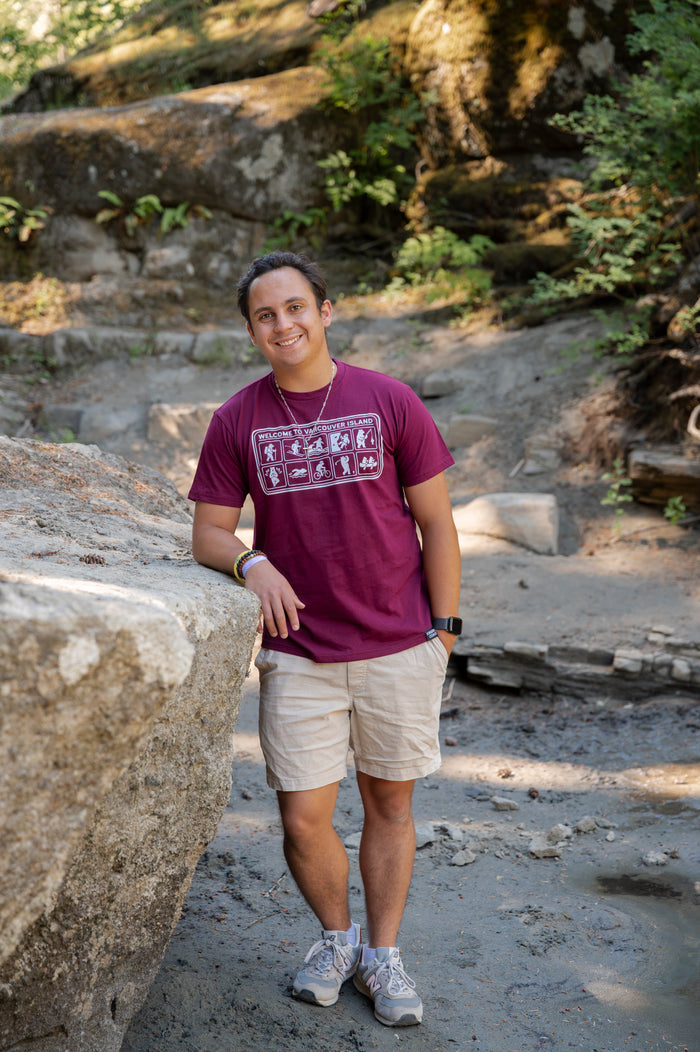 BEAR ADVENTURES - Unisex Tee 100% Organic Cotton - Maroon