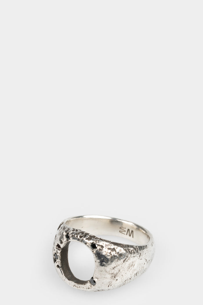 Enris Mars | Black diamonds crater ring
