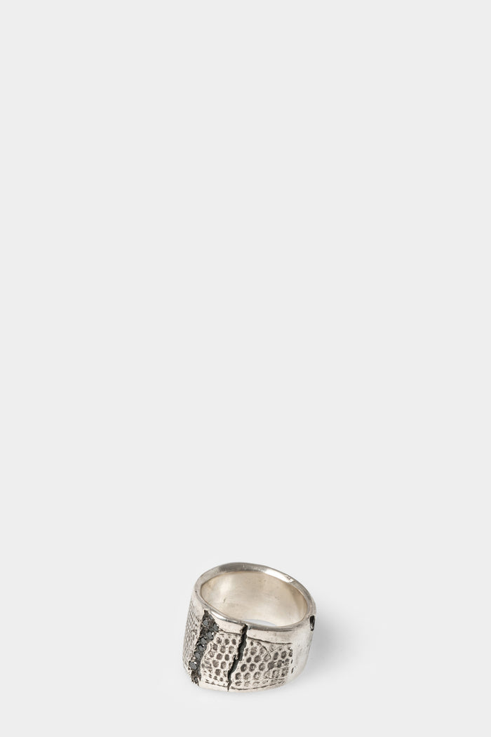 Enri Mars | Black diamonds ring