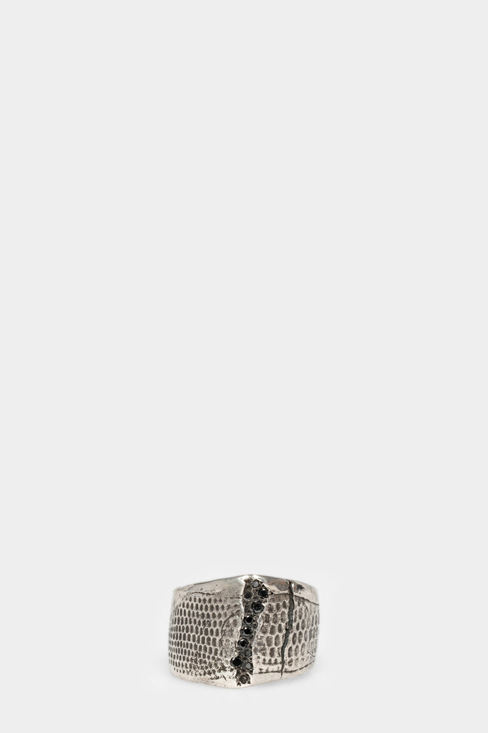 Enri Mars | Black diamonds ring