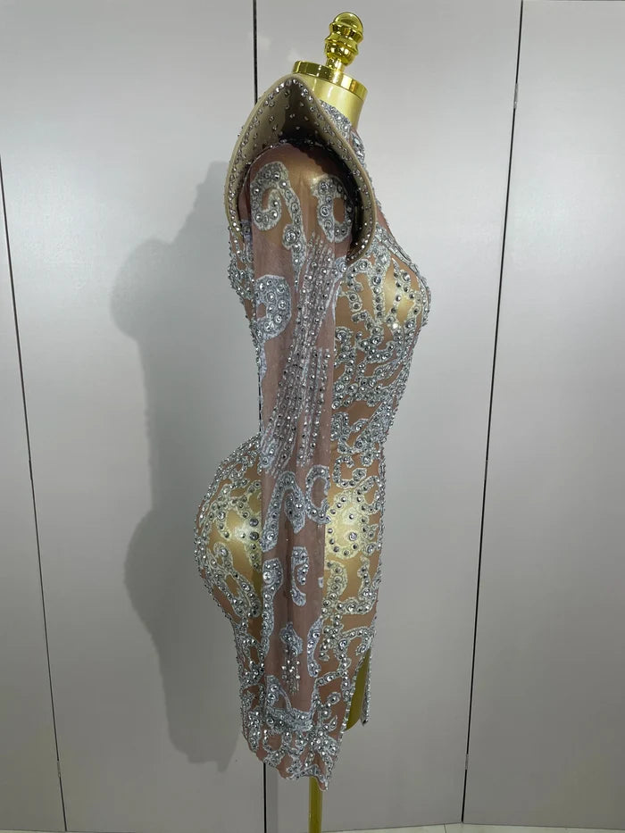 https://ae-pic-a1.aliexpress-media.com/kf/S8243a00b7be34afc93970c884d02c2fdH.jpg