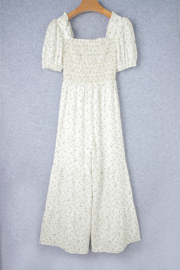 Combinaison blanche à manches courtes bouffantes et smockée à fleurs style bohème-A WOMAN WE LOVE