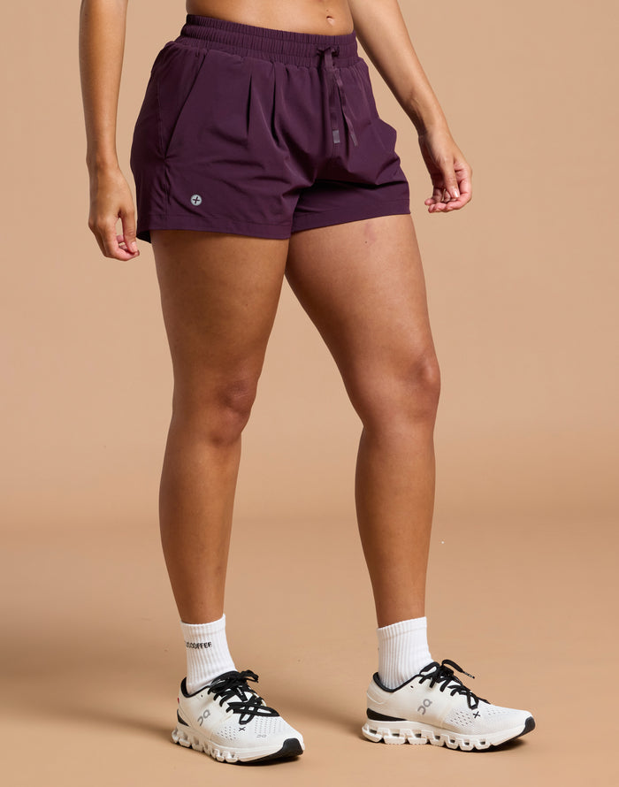 Contender 3" Shorts in Grape Noir