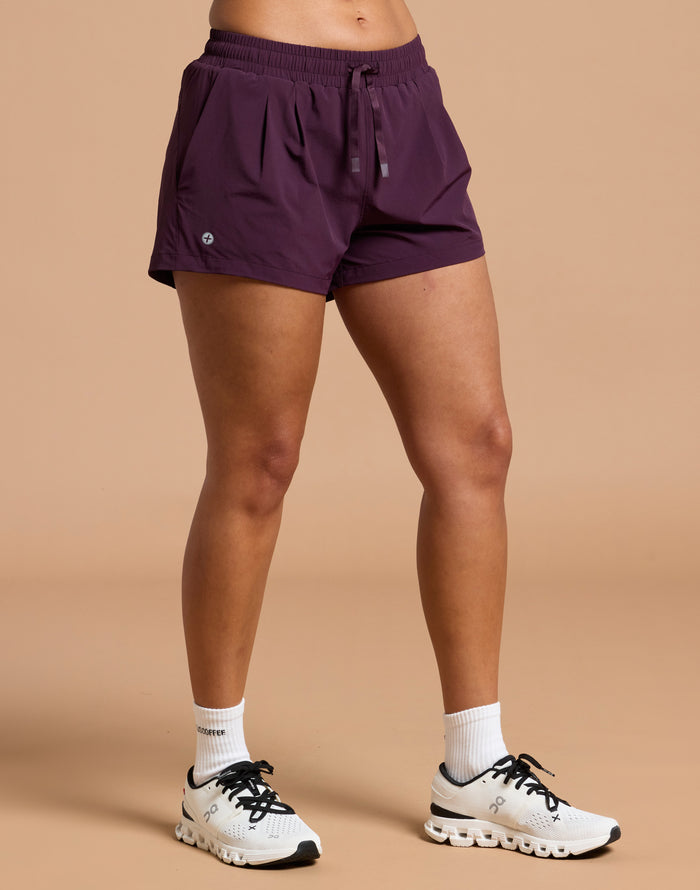 Contender 3" Shorts in Grape Noir