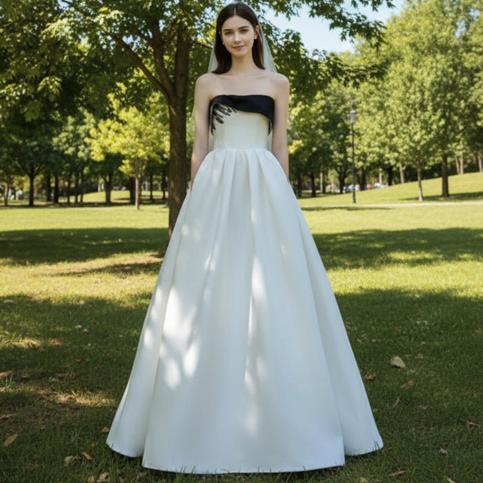 Curve Neck Satin Sheath Bridal Gown Wedding Dress with Pocket - Rosymae