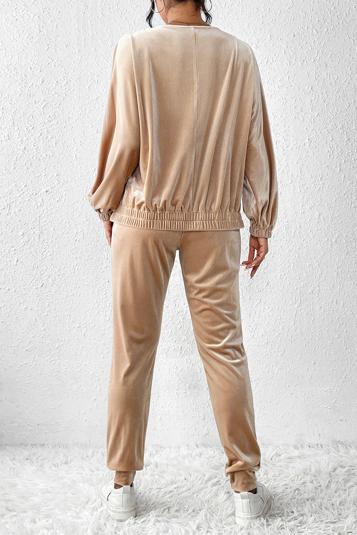 Ensemble deux pièces haut zippé et pantalon de jogging en velours parchemin-A WOMAN WE LOVE