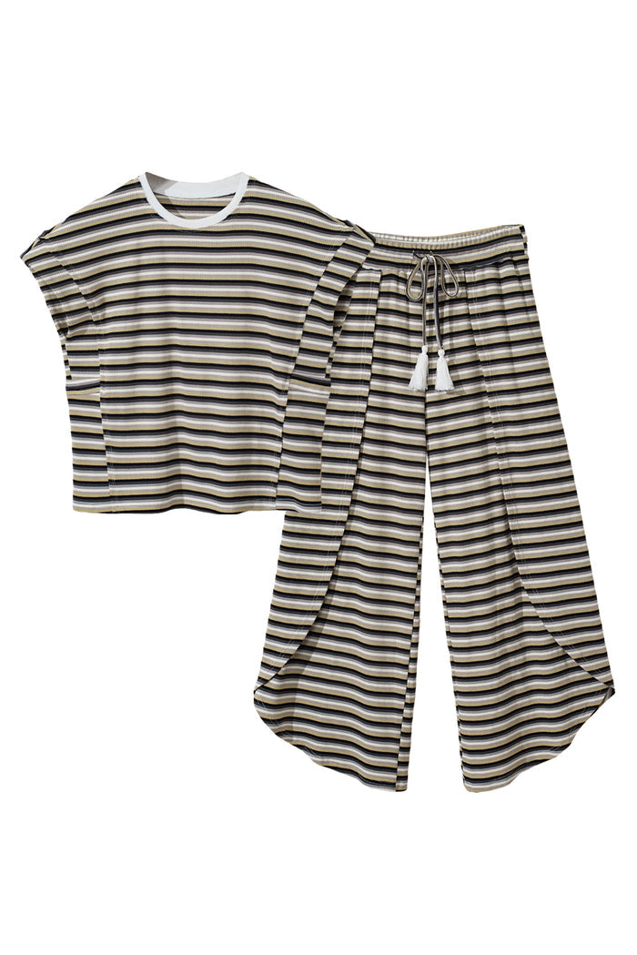 Ensemble pantalon large avec t-shirt *-A WOMAN WE LOVE