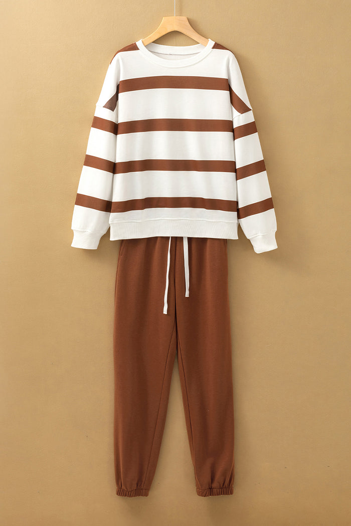 Ensemble pull à épaules tombantes et pantalon de jogging à rayures marron-A WOMAN WE LOVE