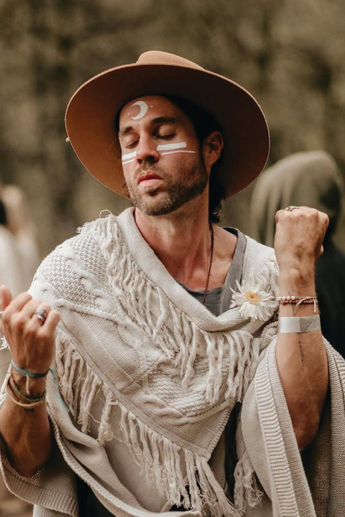 Full Moon Hoodie Poncho - Espiritu