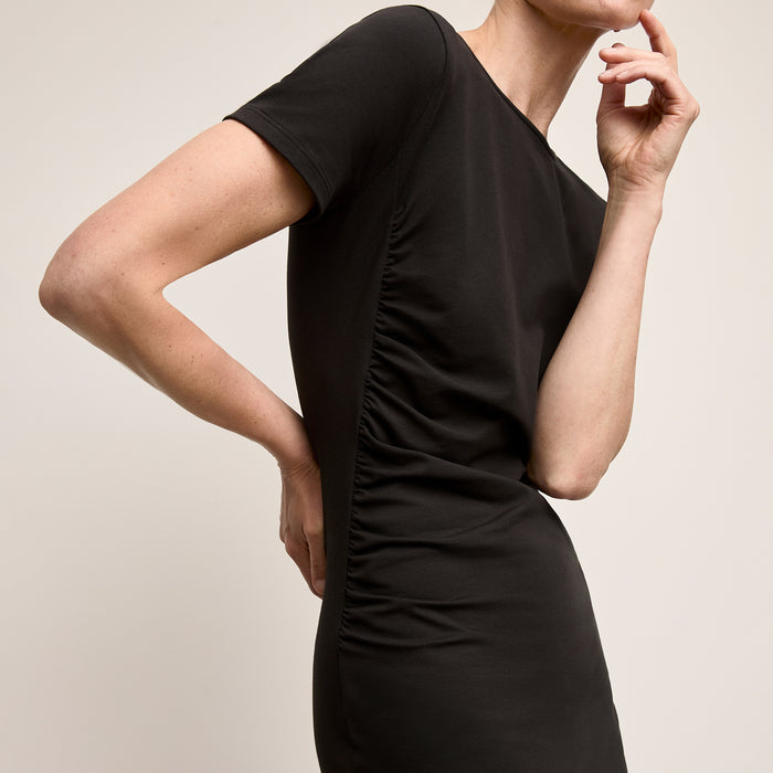 Front image of a woman wearing The Glenda Dress-Pima Cotton Jersey :: Black