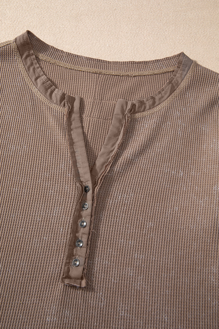 Haut à manches longues en tricot gaufré délavé à l'acide café