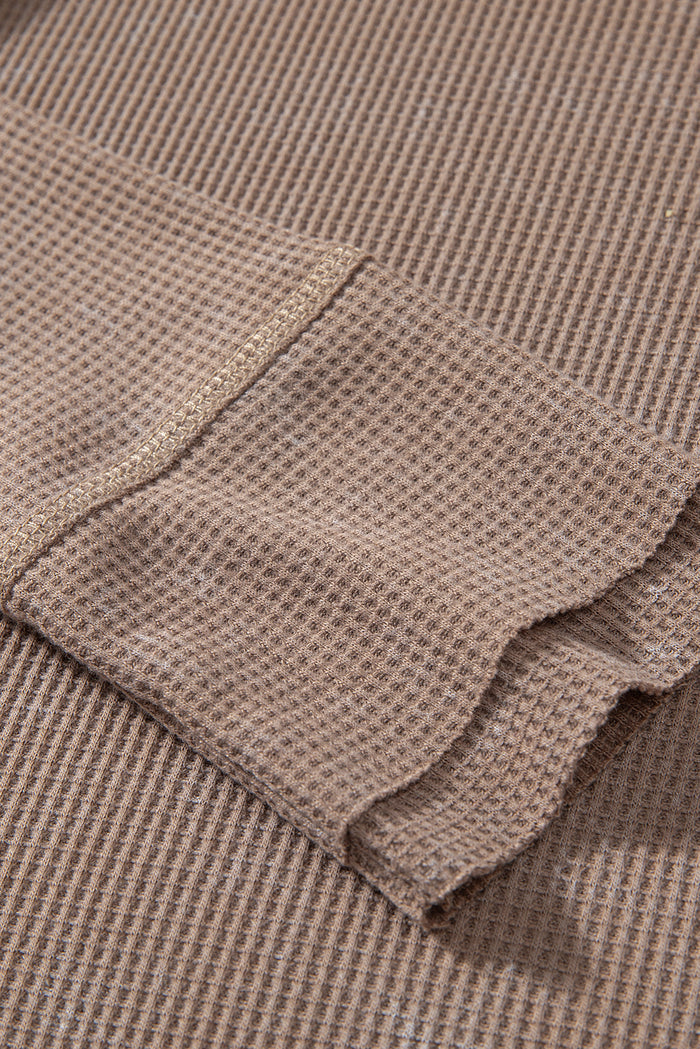 Haut à manches longues en tricot gaufré délavé à l'acide café