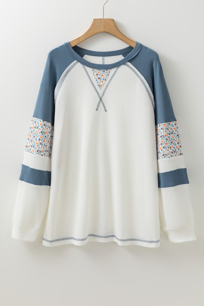 Haut raglan en tricot gaufré à patchwork floral blanc