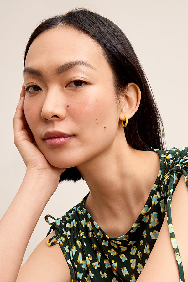 image of the liv earring in sunshine | Exclude | Grid Hover