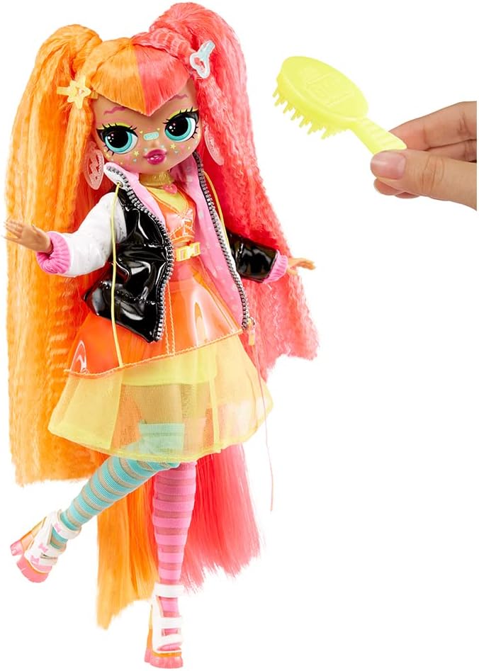 L.O.L. Surprise Fashion Doll Fierce Neonlicious