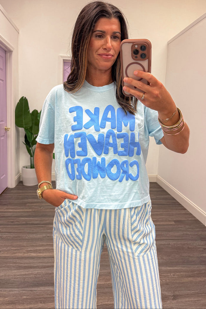 light blue with darker blue make heaven crowded graphic cropped t-shirt