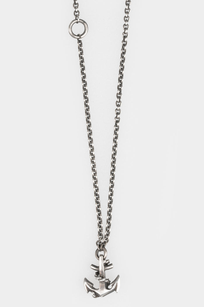 Mini anchor pendant necklace