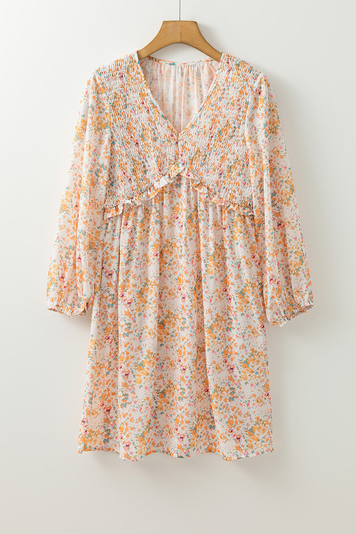 Mini-robe bohème florale à col en V et volants taille empire à manches longues jaune