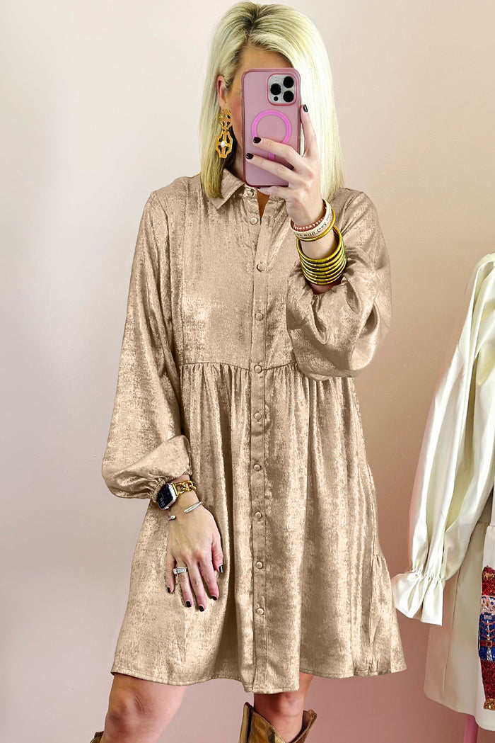 Mini-robe chemise boutonnée à manches bouffantes et brillant métallisé abricot