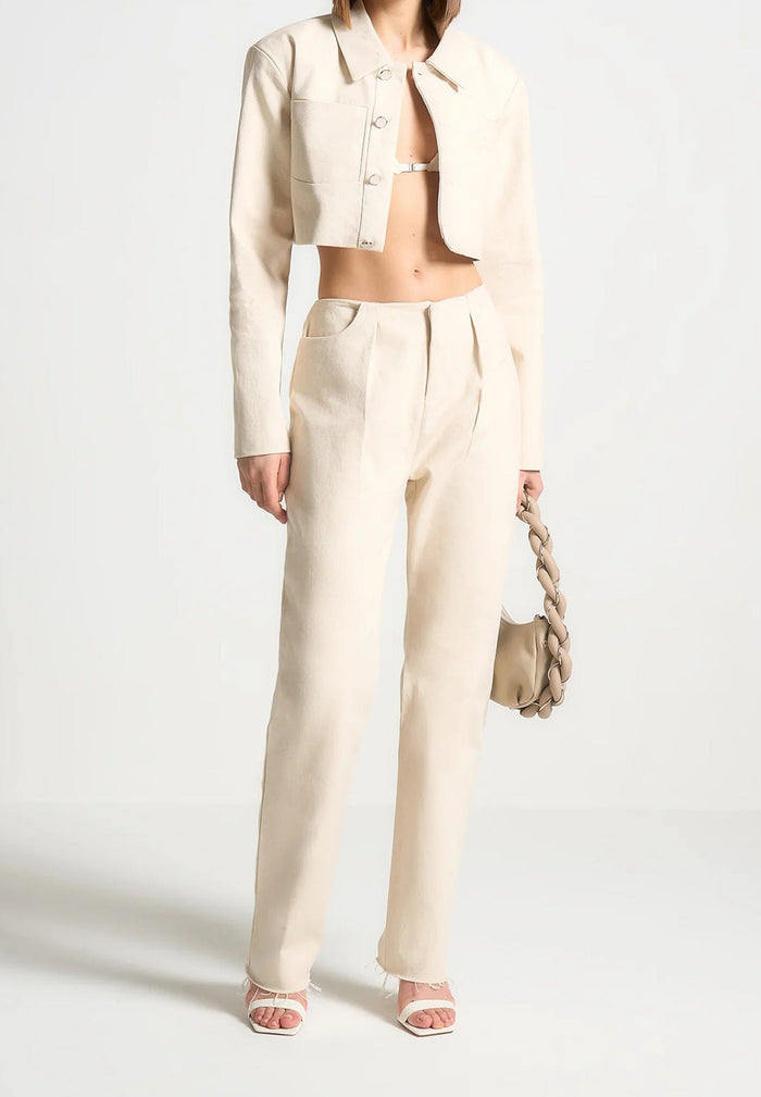 pleated-boyfriend-jeans-ecru