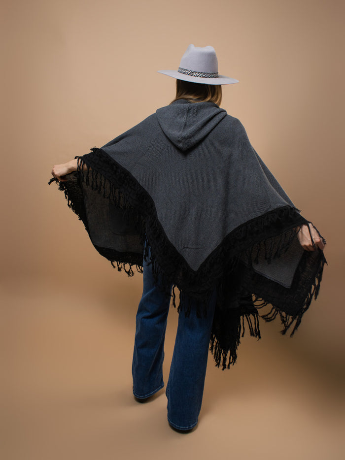 Prophecy Cape Poncho - Espiritu