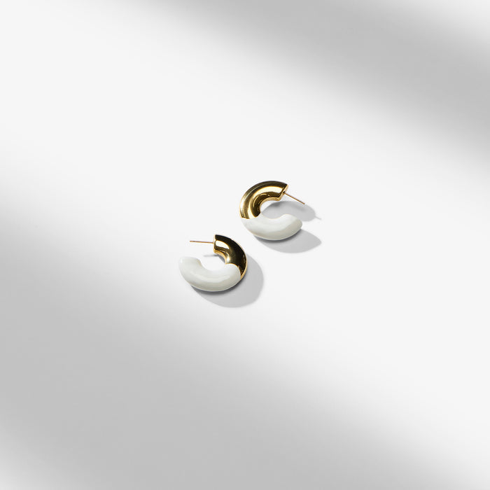 packshot image of the quinn earring | Lead