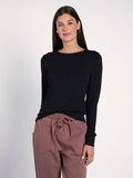 crew neck long sleeve top in black