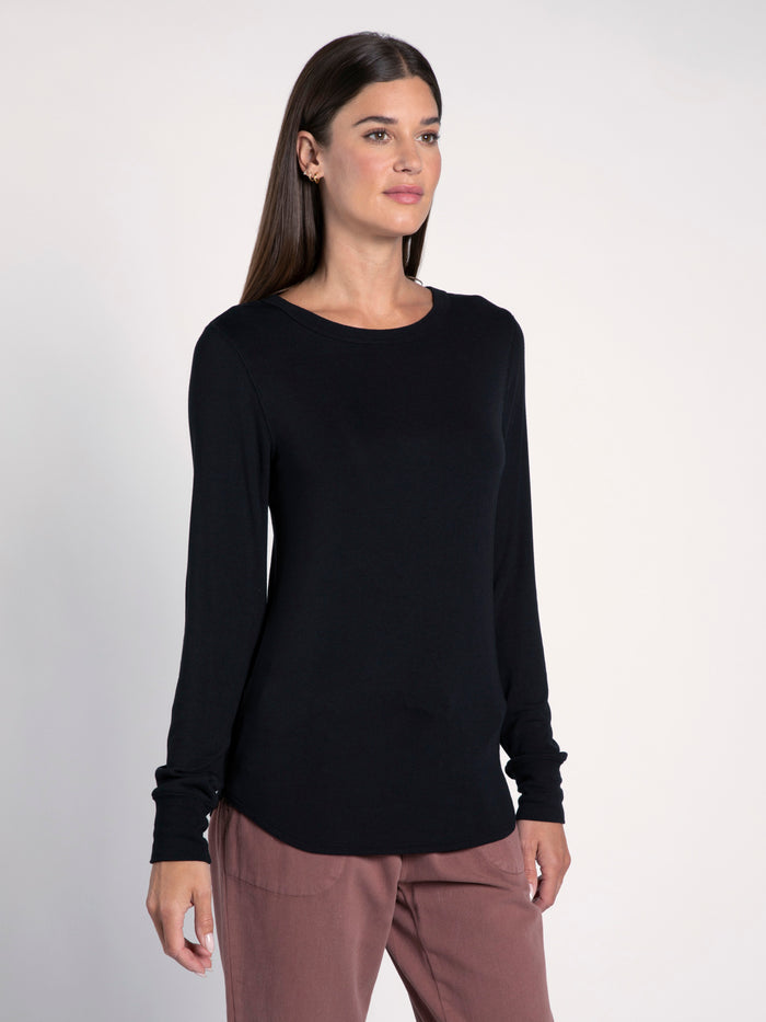 relaxed fit crew neck long sleeve in black