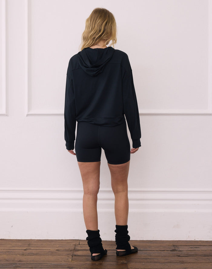 Relaxed Hoodie in Black
