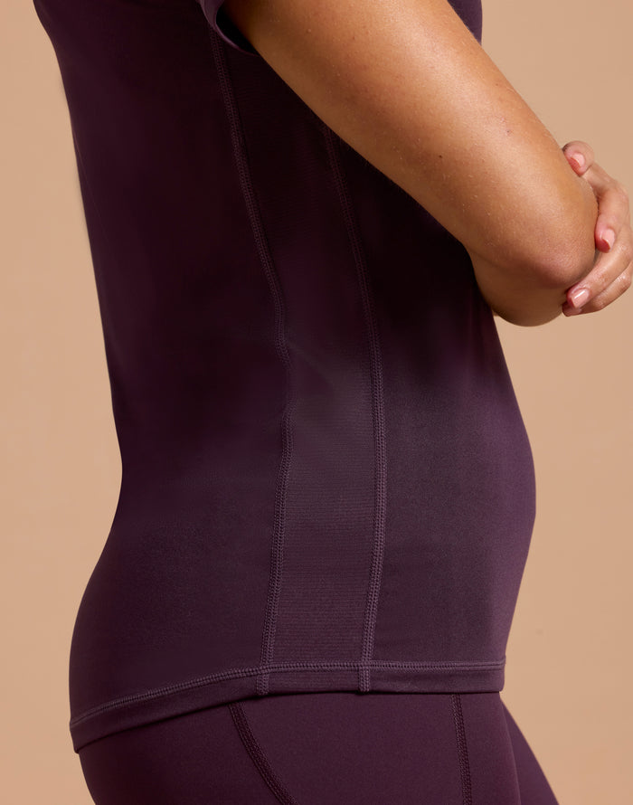 Relentless Tee in Grape Noir