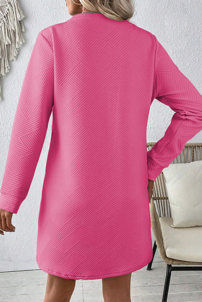 Robe droite texturée à manches longues de couleur unie rouge rose