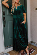 Robe longue Evergreen en velours à manches courtes et taille froncée à plusieurs niveaux