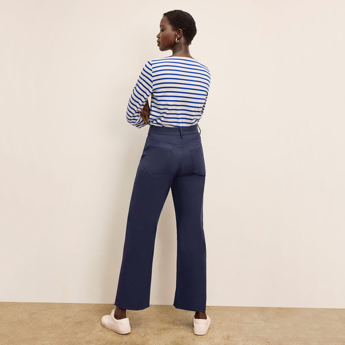 back image of a woman wearing the Saint James Galathee Shirt in Niege/Gitane