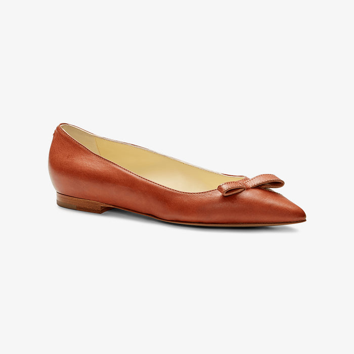 image of the natalie flat in saddle vachetta | Lead