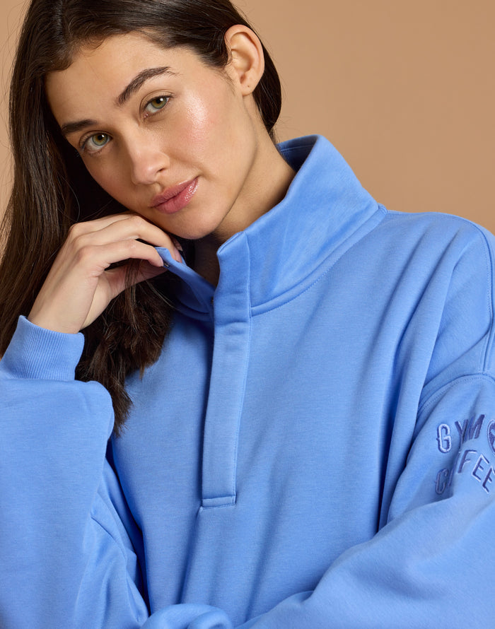 Snap Collar Sierra Sweatshirt in Periwinkle Blue