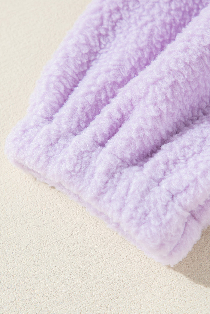 Sweat à capuche pelucheux avec poche plaquée et cordon de serrage Lavendula