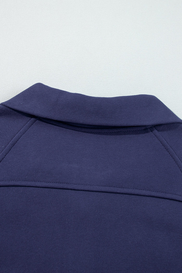Sweat-shirt bleu marine à manches et col montant *