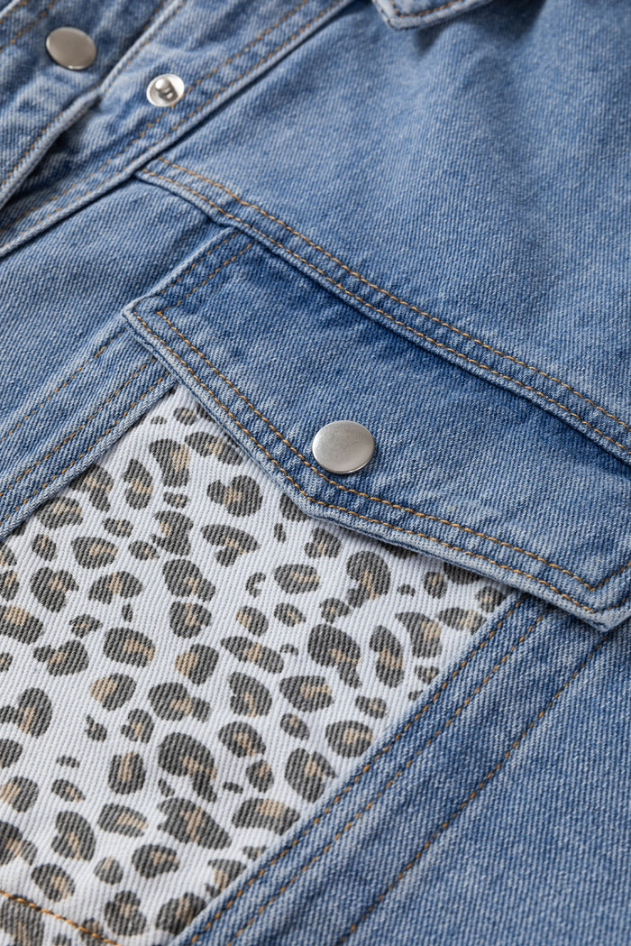 Veste en jean grande taille avec détails à rabat et patchwork léopard
