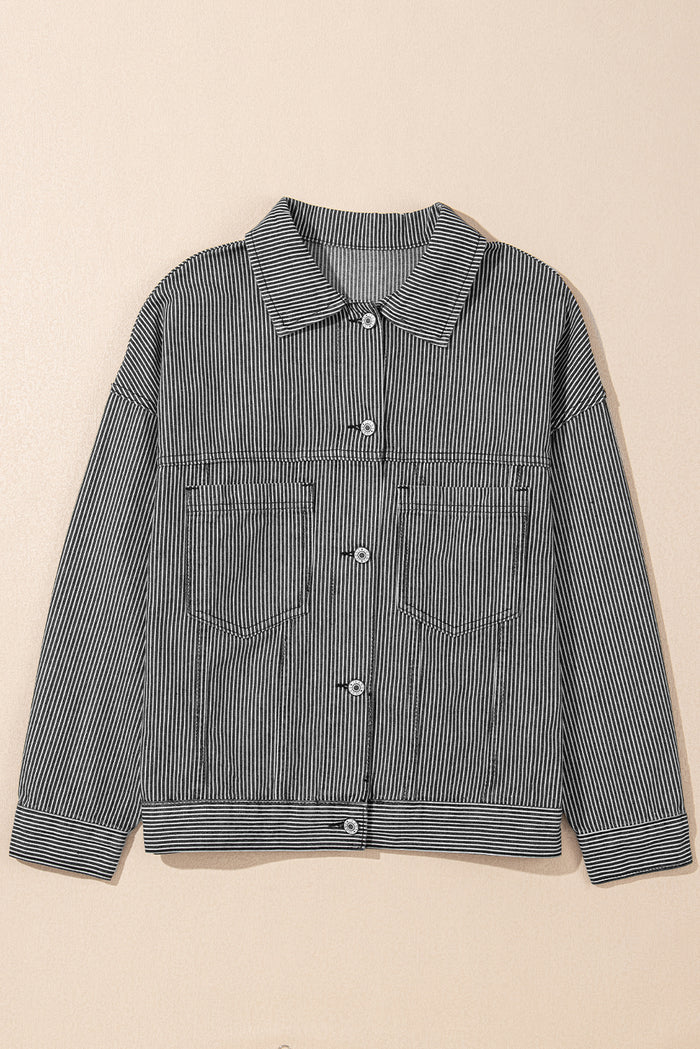 Veste en jean oversize délavée à rayures bleues *