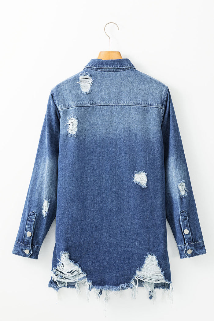 Veste longue en jean effiloché effet vieilli *