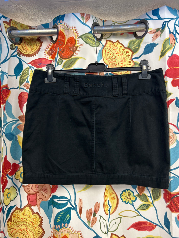 Y2K bench black skirt